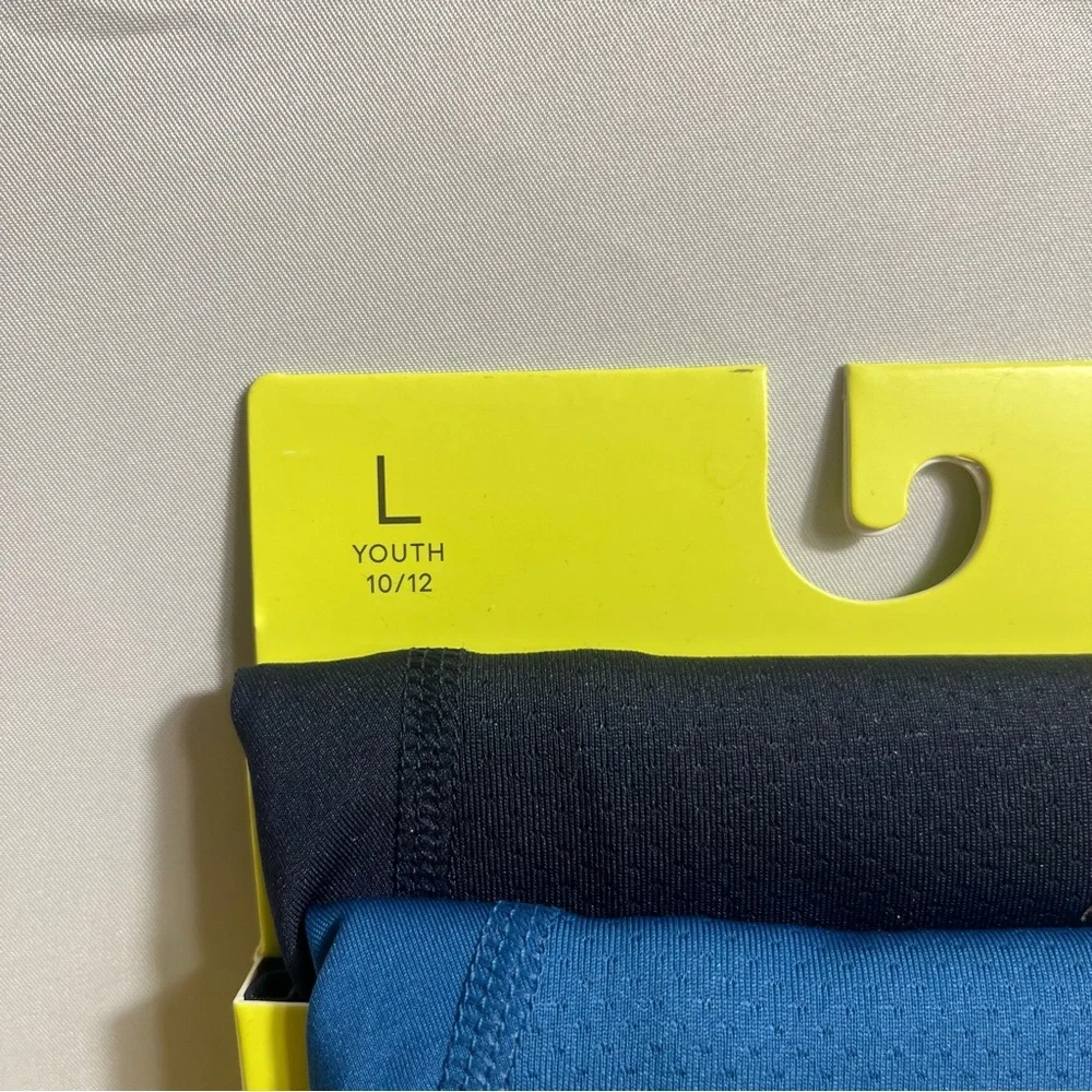 Boys' 4pk Youth L Mesh Boxer Briefs - All In Motion New - Picture 2 of 8